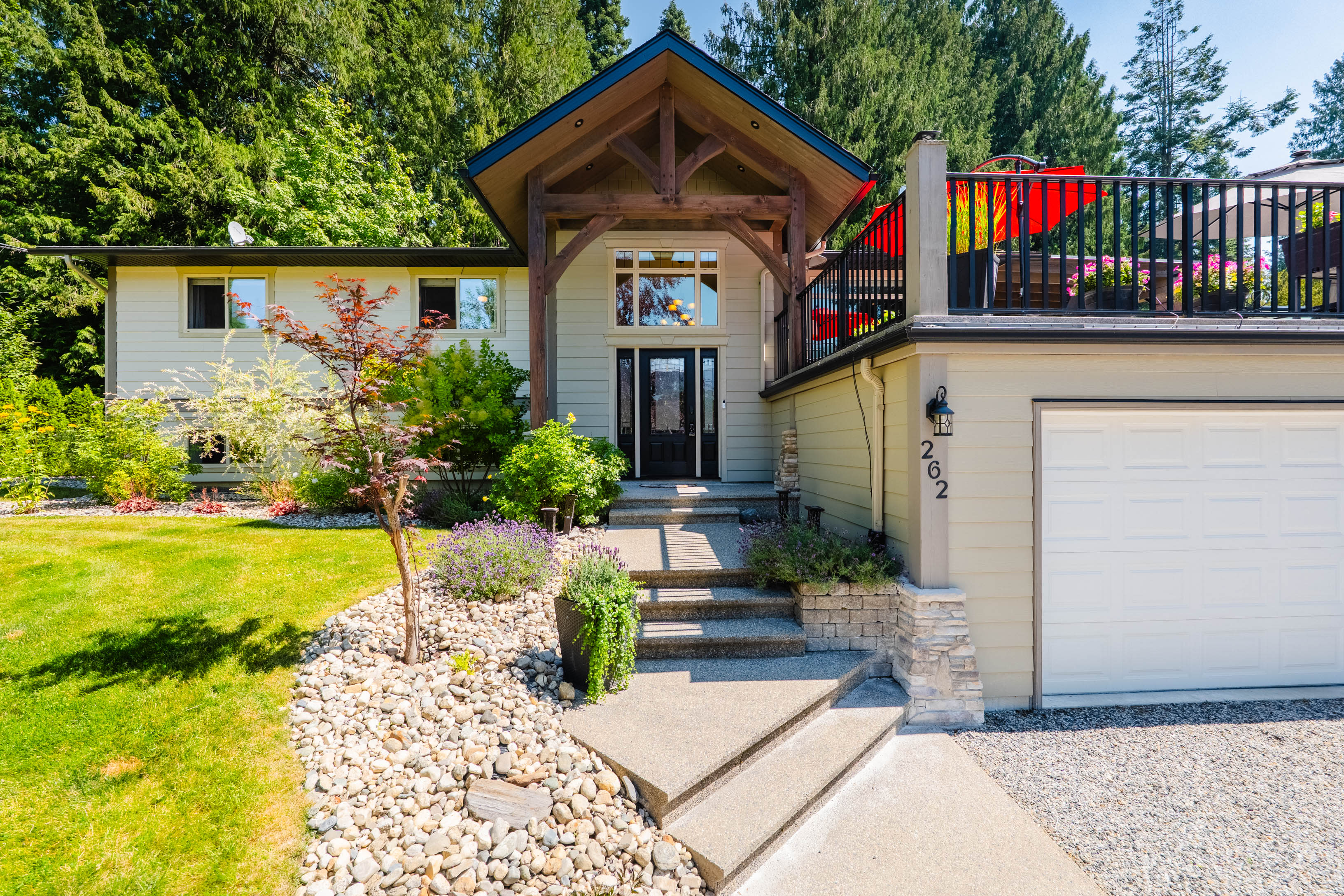 Timber-framed entrance and landscaped approach at 262 Bryan Road