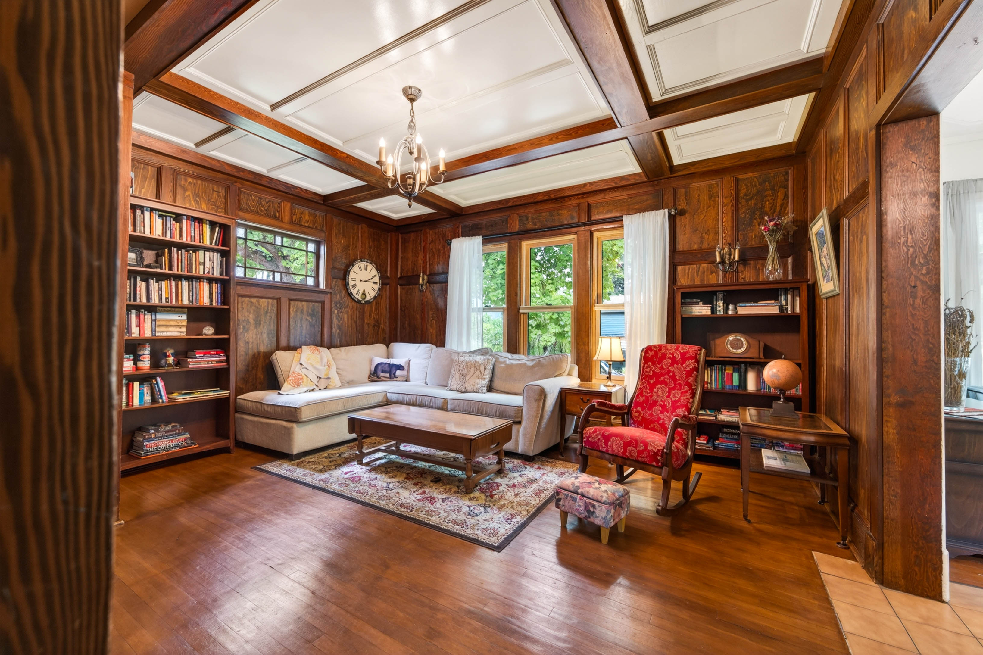 Character room or study with heritage details at 502 Houston Street