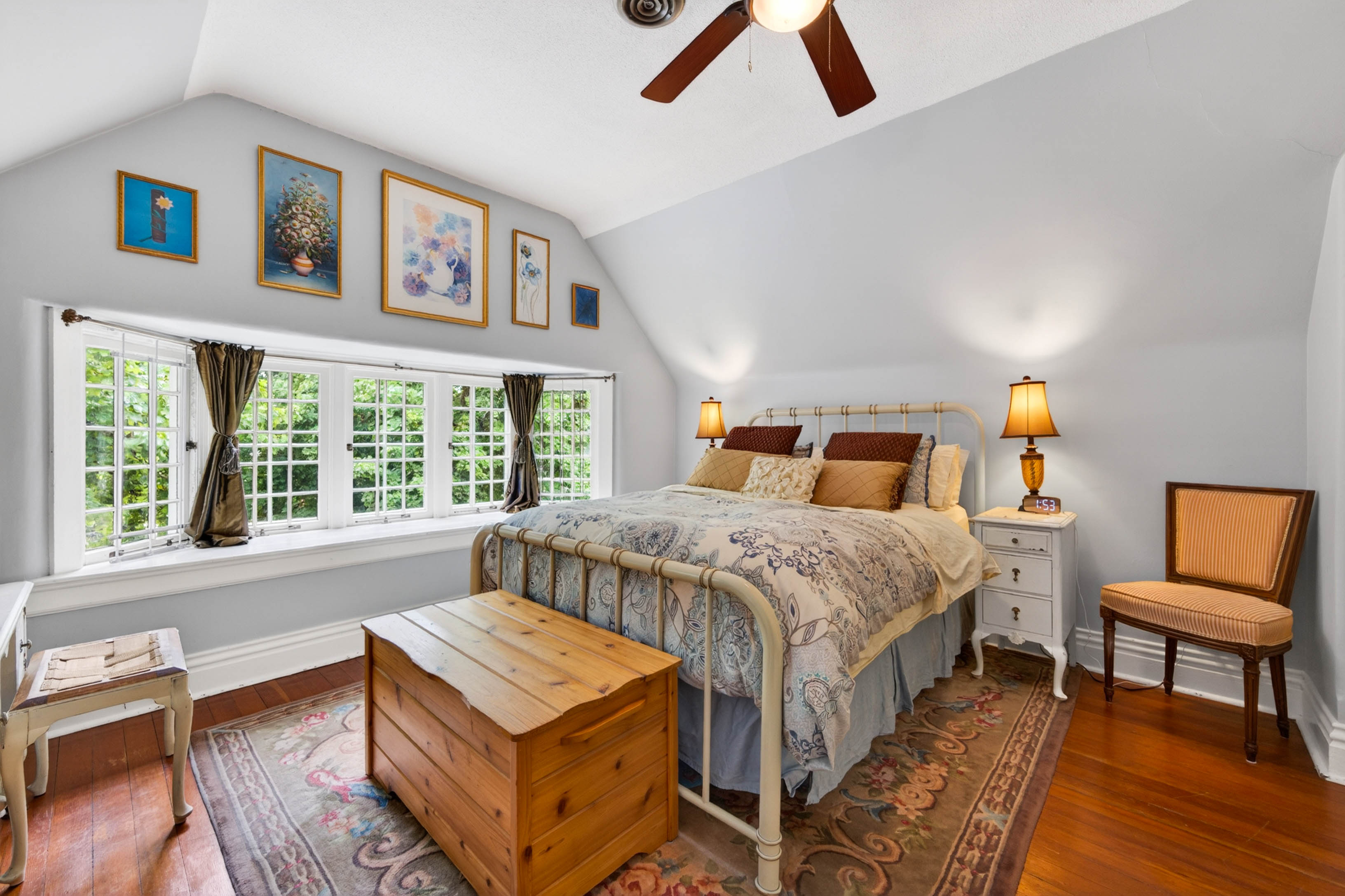 Primary bedroom at 502 Houston Street