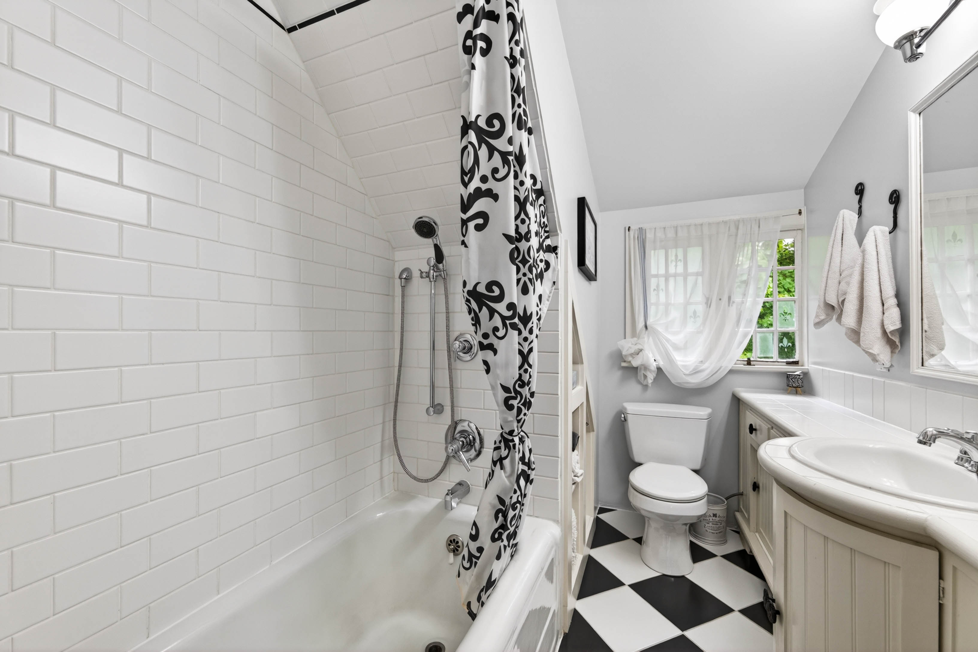 Updated bathroom at 502 Houston Street