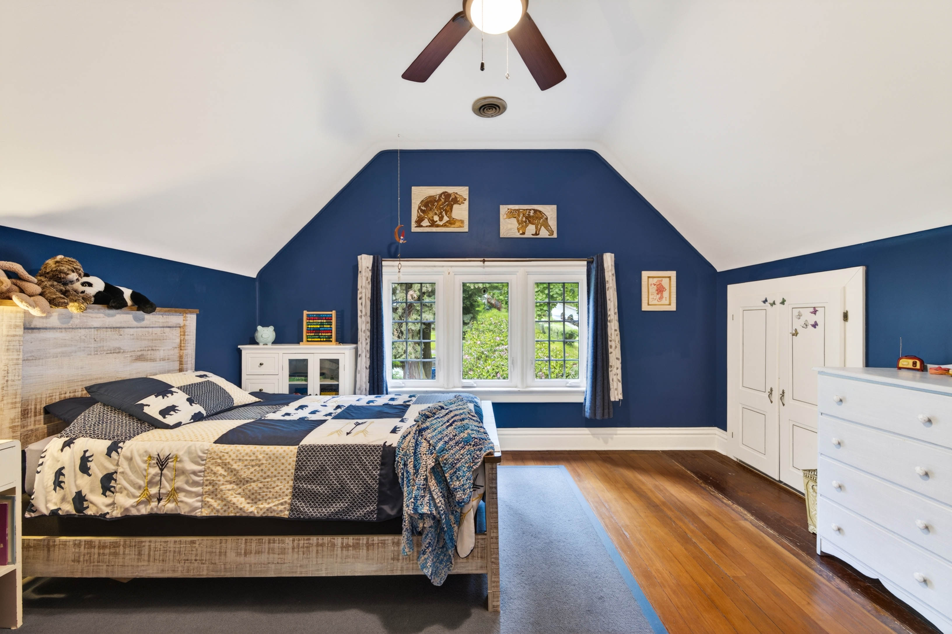 Second bedroom at 502 Houston Street