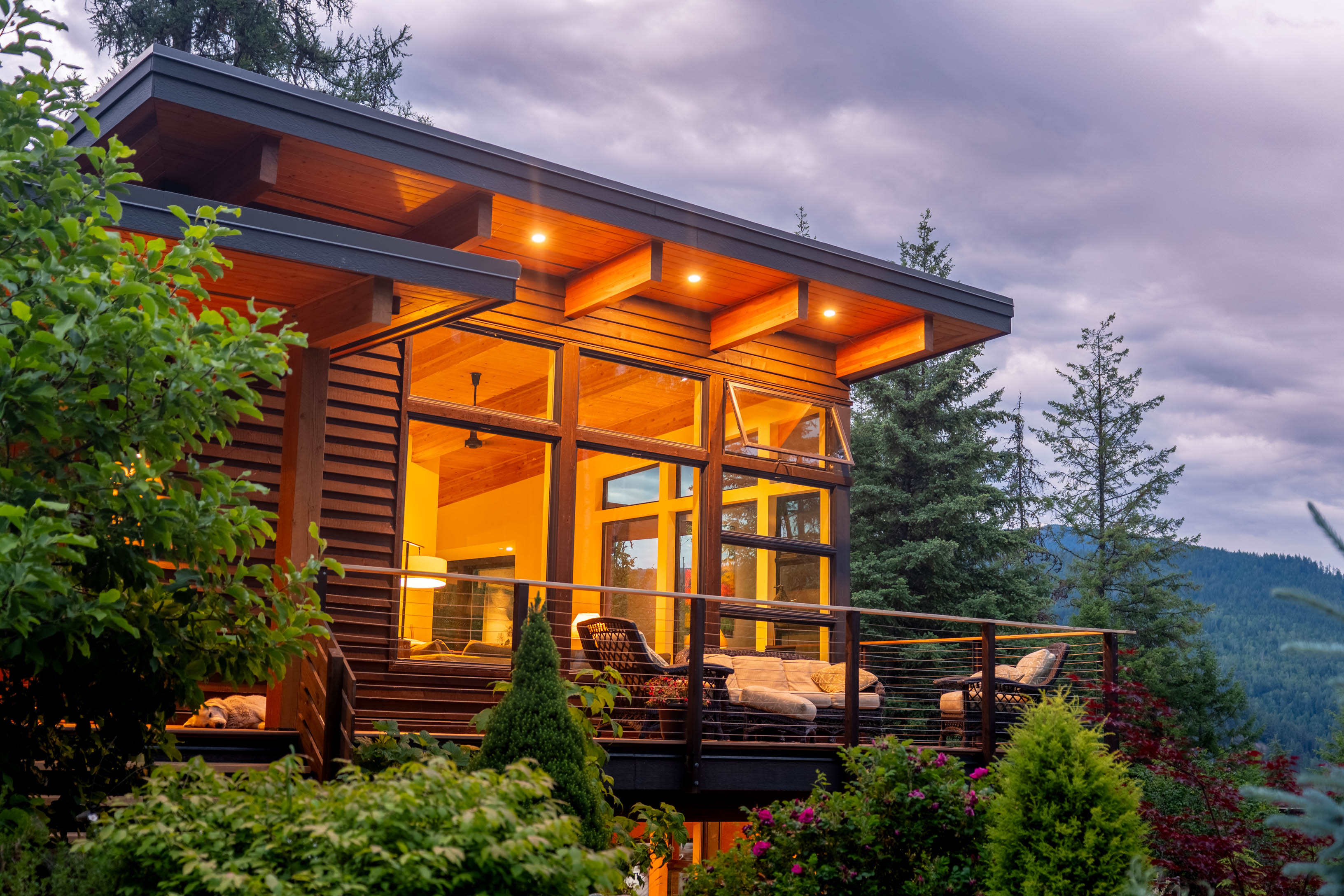 Twilight deck and exterior at 4135 Kays Road