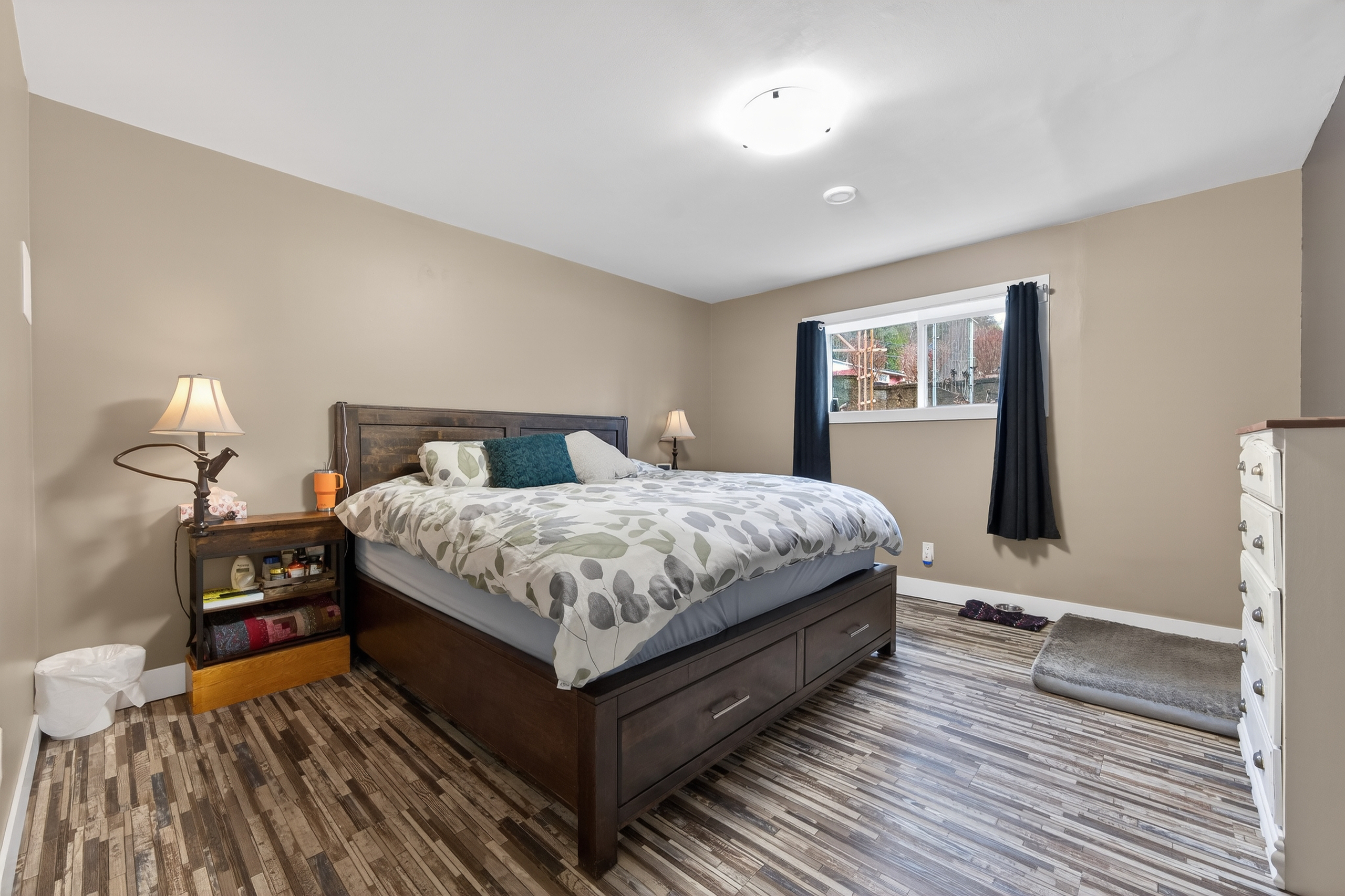 Primary bedroom at 120 Kootenay Avenue