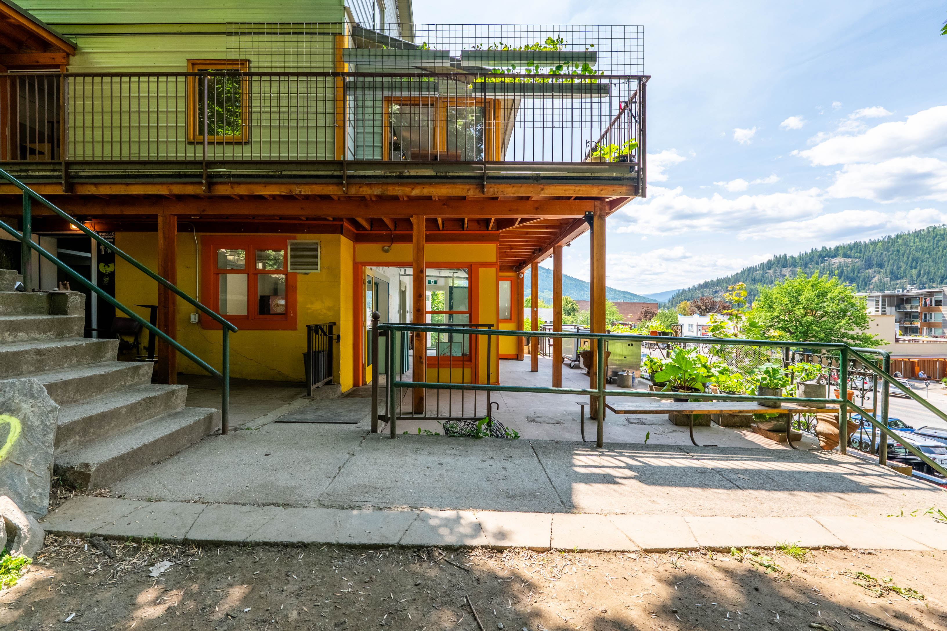 Covered patio and exterior commercial space