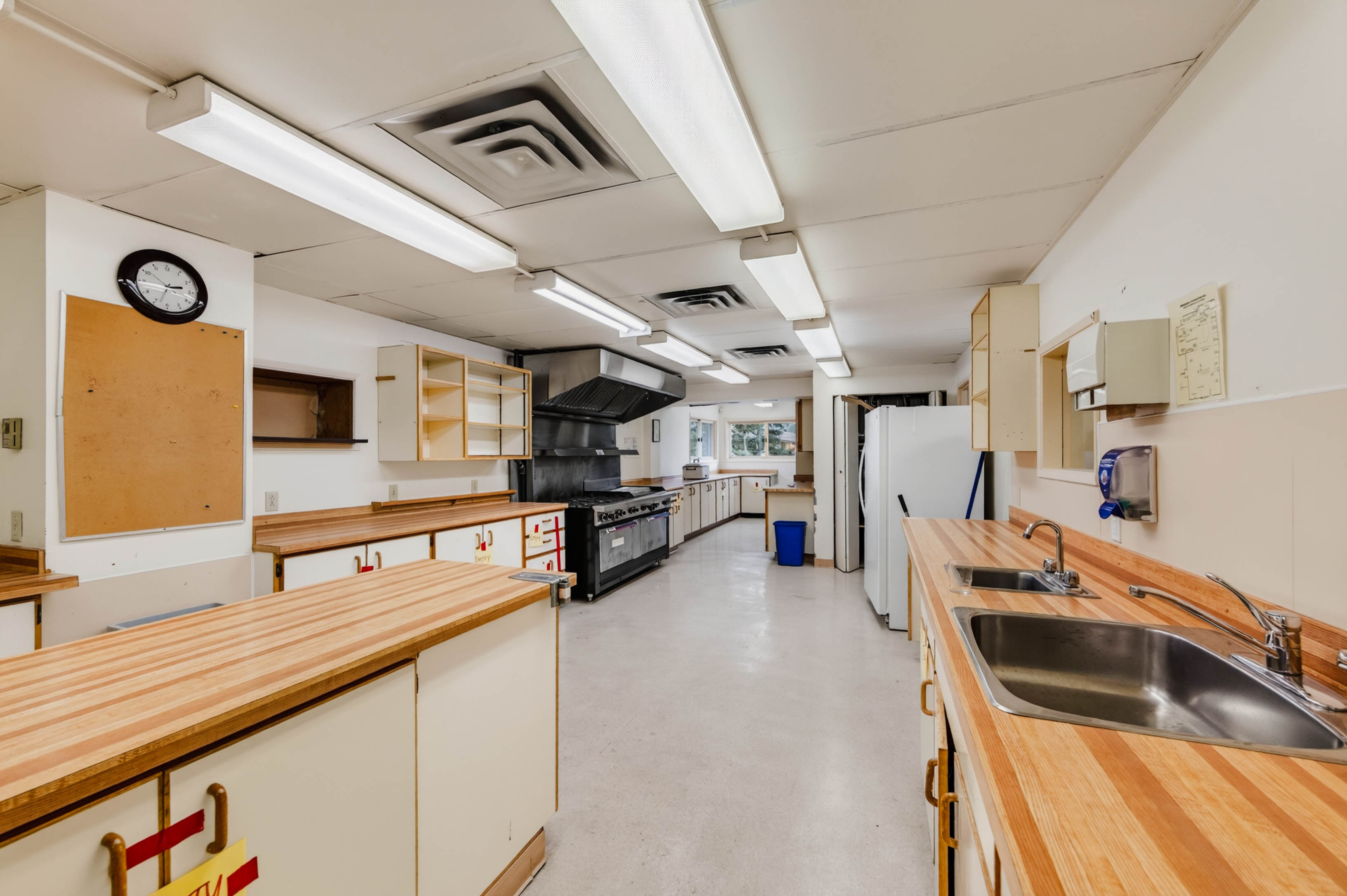 Existing commercial kitchen