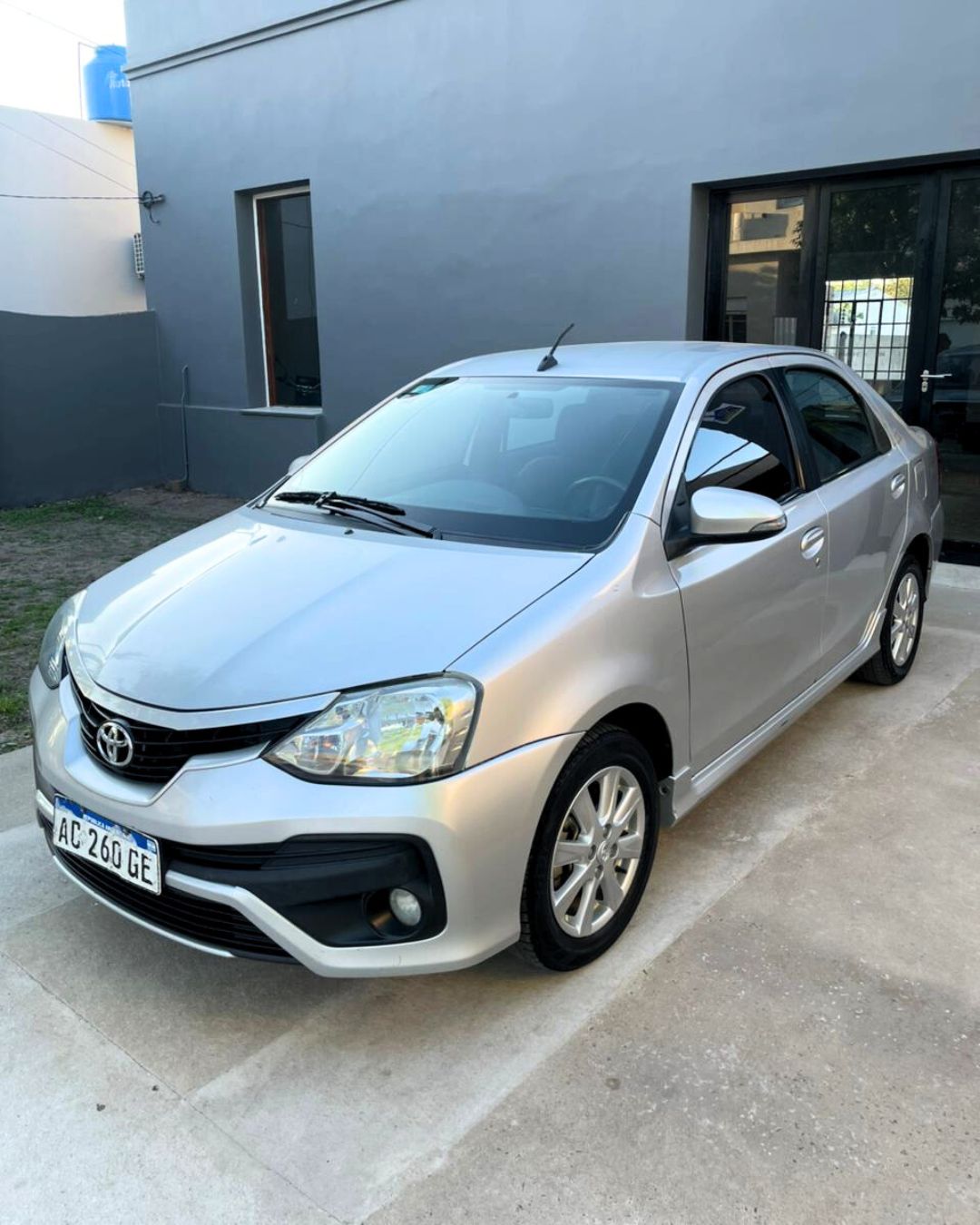 Toyota Etios AT