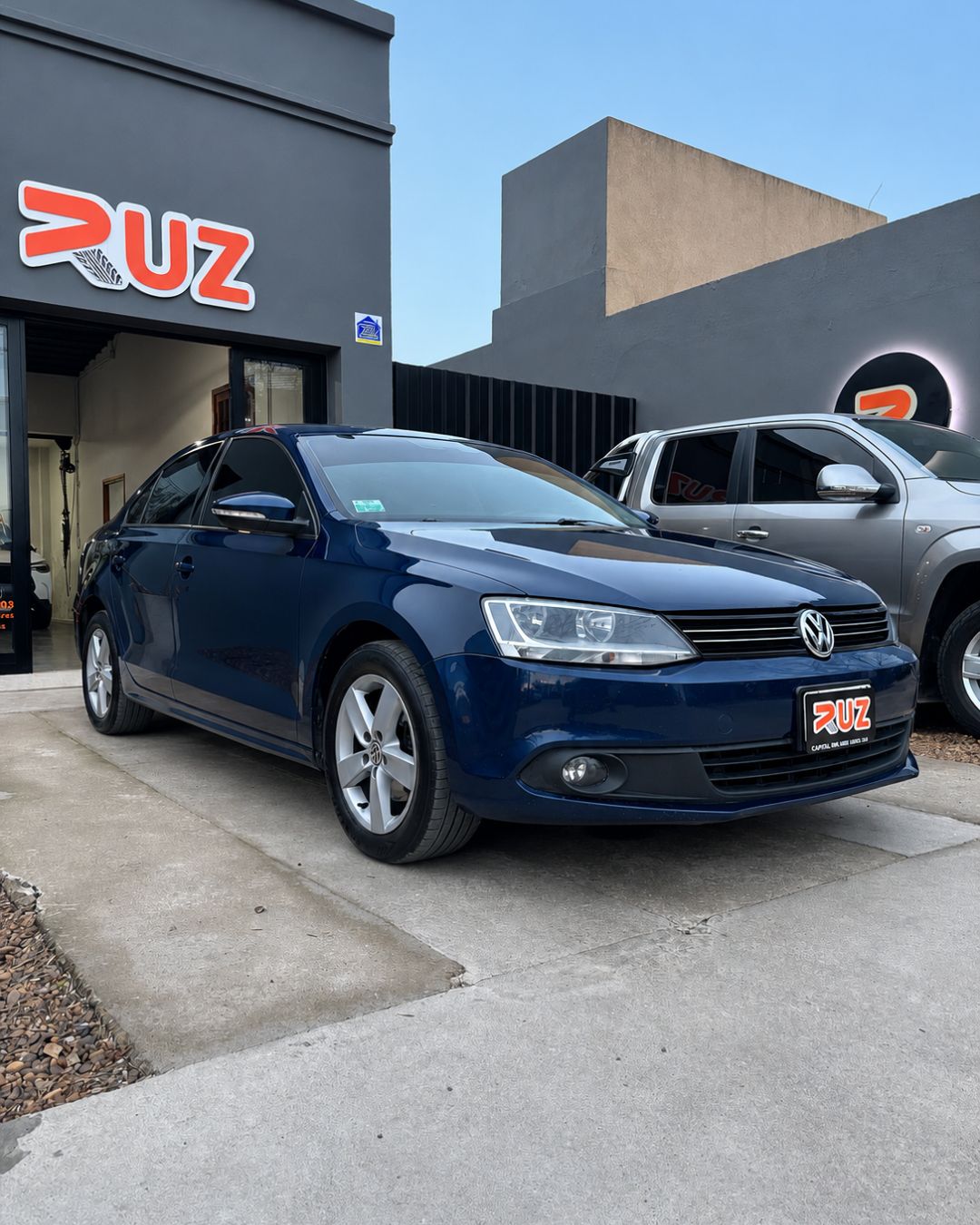 Volkswagen Vento Luxury Tiptronic 2.5 170Hp