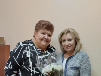 Виктория Заинчковская поздравила юбиляршу