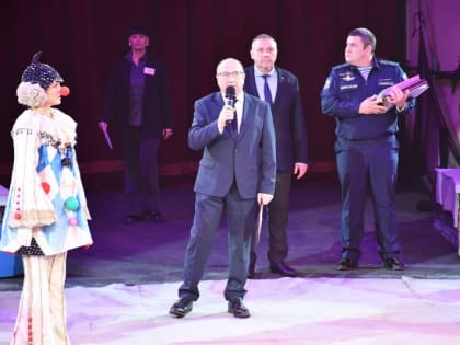 Для ребят из семей участников СВО в ивановском цирке прошло праздничное представление, посвященное Юрию Никулину