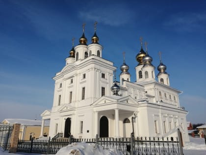 Архиерейское богослужение в Воскресенском кафедральном соборе г. Шуя