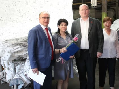 Председатель Ивановской городской Думы Александр Кузьмичев поздравил работников предприятия «Самойловский текстиль»