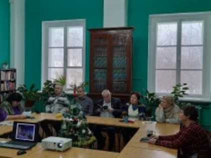 В Центральной библиотеке состоялась встреча участников литературно-поэтического салона «Парус»