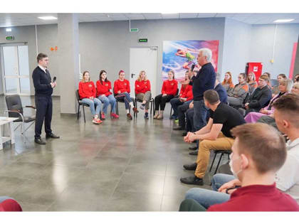 Станислав Воскресенский: При строительстве каждого спортивного объекта в регионе главным должна стать доступность для жителей