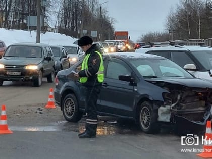Очередное ДТП на перекрестке Баха-Вичугская в Кинешме