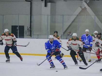 ХК «Олимп» сравнял счет в финальной серии Кубка области