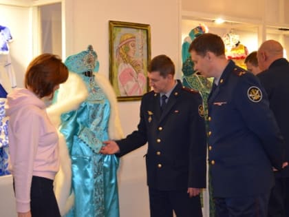 В Центре культуры и отдыха города Иваново состоялось открытие выставки УФСИН России по Ивановской области «Русский сувенир»