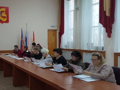 ТРИНАДЦАТОЕ ЗАСЕДАНИЕ ГОРОДСКОЙ ДУМЫ