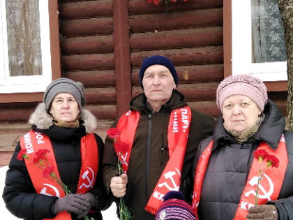 ИВАНОВСКИЕ КОММУНИСТЫ ОТМЕТИЛИ 110-Ю ГОДОВЩИНУ СО ДНЯ РОЖДЕНИЯ ГЕРОЯ СОВЕТСКОГО СОЮЗА А.М. МИЛОВАНОВА