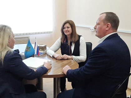МАРИЯ ДРОБОТ ВСТРЕТИЛАСЬ С ДЕТСКИМ ОМБУДСМЕНОМ И ПРЕДСТАВИТЕЛЯМИ НЕКОММЕРЧЕСКИХ ОРГАНИЗАЦИЙ ИВАНОВСКОЙ ОБЛАСТИ