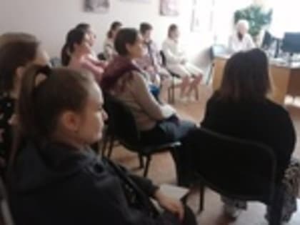 Занятие в «Школе беременных»