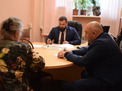 Мэр Владимир Шарыпов провел личный прием граждан