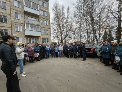 В ШУЙСКОМ РАЙОНЕ СОСТОЯЛАСЬ ВСТРЕЧА С ДЕПУТАТАМИ ОТ КПРФ ПО ВОПРОСУ МУСОРНОГО ПОЛИГОНА