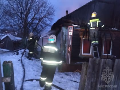 За сутки в Ивановской области сгорели две бани и один нежилой дом