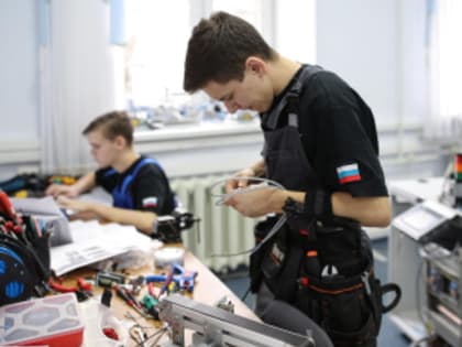 Федеральный проект «Профессионалитет» дополнят отраслями электронной промышленности и индустрии робототехники