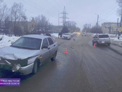 Подробности двух ДТП с пострадавшими, случившихся в Кинешме по вине женщин-водителей