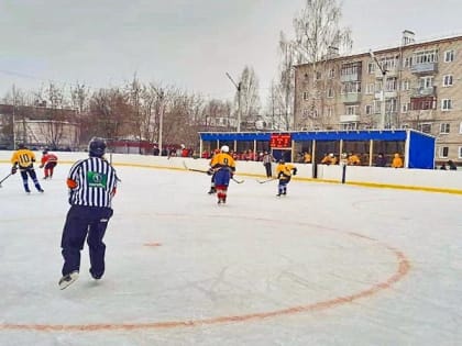 Продолжается чемпионат Ивановской области по хоккею с шайбой