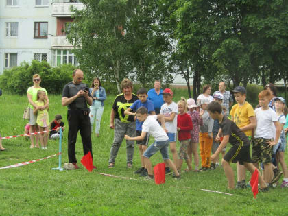 1 ИЮНЯ в Кинешме Клуб Каскад и КПРФ провели спортивный детский праздник. КАК ЭТО БЫЛО.