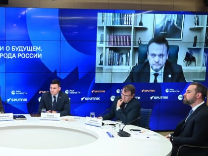Итоги начавшейся дискуссии по развитию и решению проблем малых городов представят Президенту России