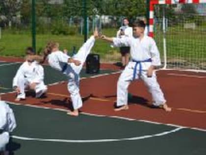 В школе №2 открыта новая многофункциональная спортивная площадка