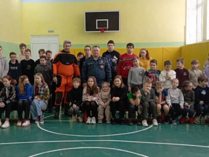 Учащимся кинешемских школ напомнили о безопасности на водоемах в зимний период