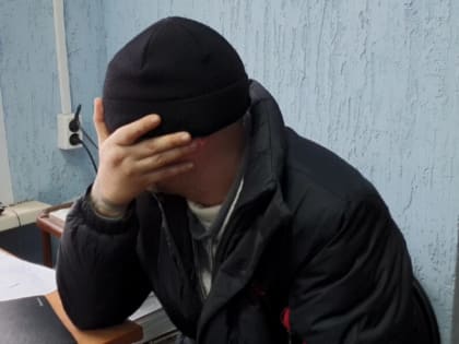 К 32-летнему ивановцу вломились в квартиру двое неизвестных, зверски избили его стулом и обокрали