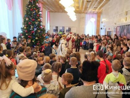 В Кинешемском театре состоялась благотворительная елка