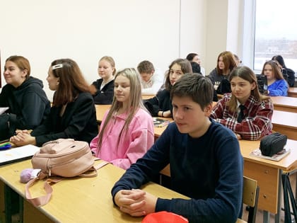 «ЗНАМЯ НАШЕЙ ПОБЕДЫ» В ИВАНОВСКОМ КОЛЛЕДЖЕ СФЕРЫ УСЛУГ