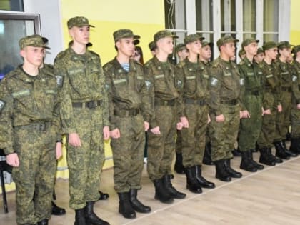 Курсанты военно-патриотической школы авиаторов «Высота» имени военного летчика А.Я. Кузина торжественно приняли присягу