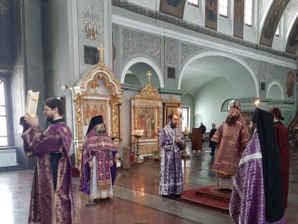 Архиерейское богослужение в Воскресенском кафедральном соборе г. Шуя