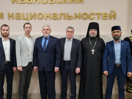 Заместитель председателя ДУМ Ивановской области, имам Ивановской Соборной мечети Джурабек Сафарович Ахмедов принял участие в конференции «На защите Отечества и веры»