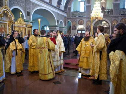 Архиерейское богослужение в Воскресенском кафедральном соборе г. Шуя