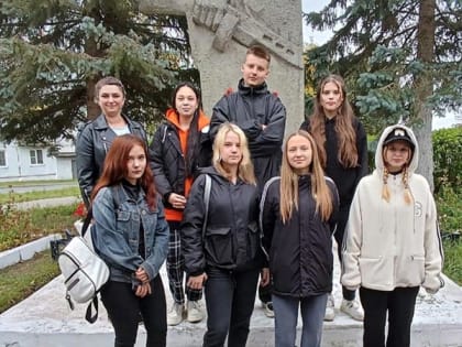 Студенты Тейковского многопрофильного колледжа провели заключительную экскурсию в рамках патриотической акции «Улицы в лицах»