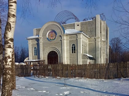 В Пучеже продолжается строительство храма Успения Пресвятой Богородицы