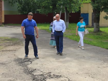 Реализация проекта #СпортШколаГород на контроле у депутатов