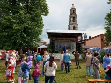 Троицкая ярмарка