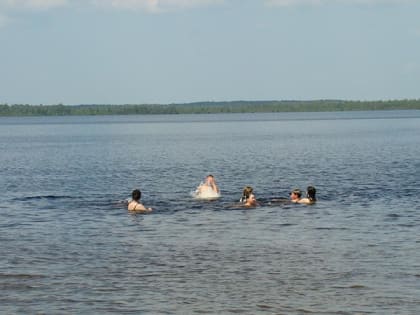 Чтобы летний отдых на берегу водоёма не был омрачён