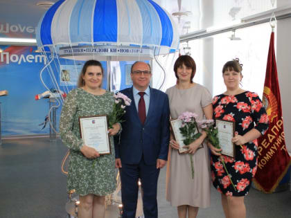 Александр Кузьмичев поздравил коллектив предприятия Ивановского парашютного завода «Полёт» с Днем работников текстильной промышленности