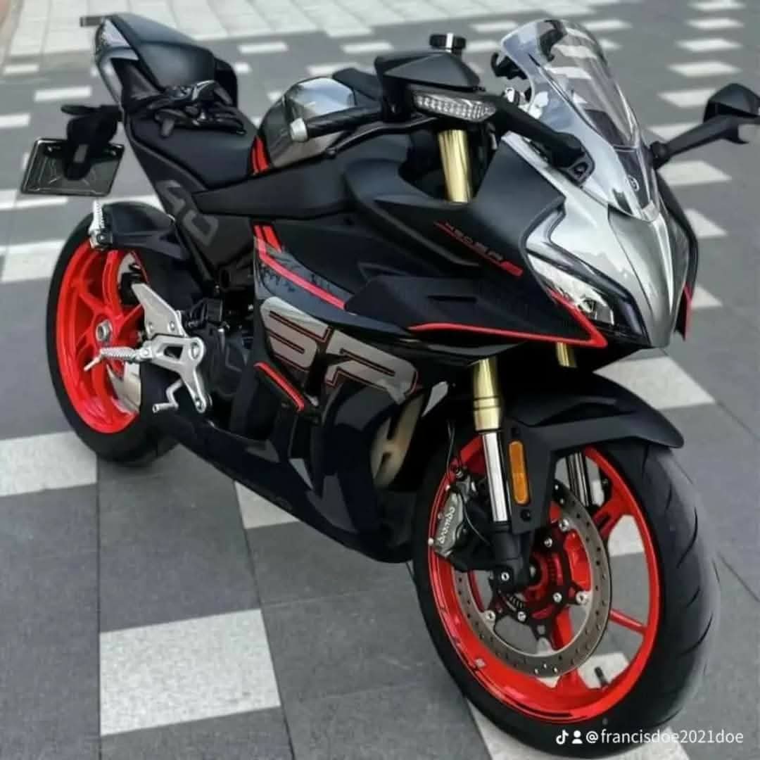 350cc Sport Motorcycle (Black/Red)