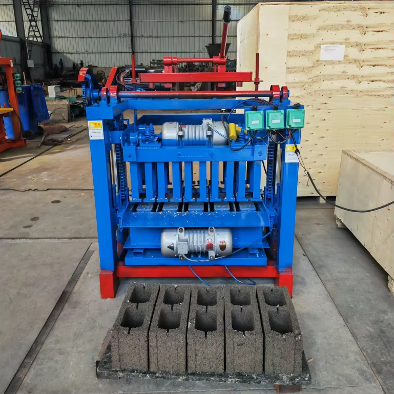 QT4-40A Brick Making Machine (Blue)