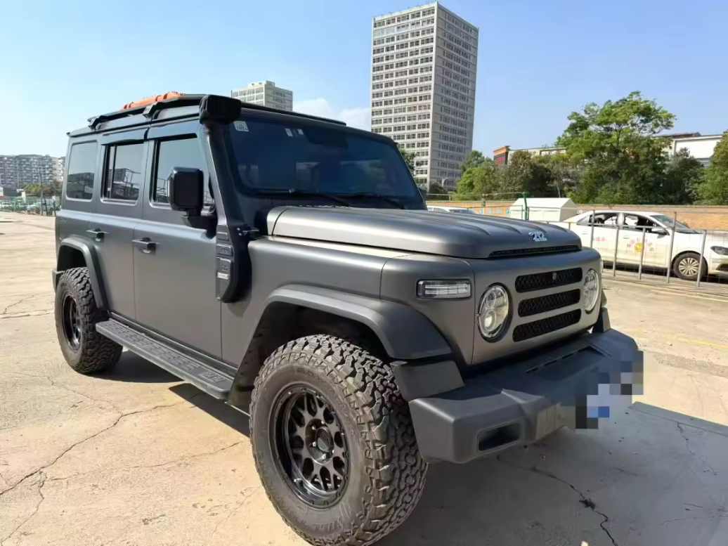 Black Legend Off-Road Vehicle (Gray/Blue)